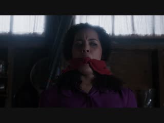 charmed (2018) s1ep9 jingle hell - madeleine mantock